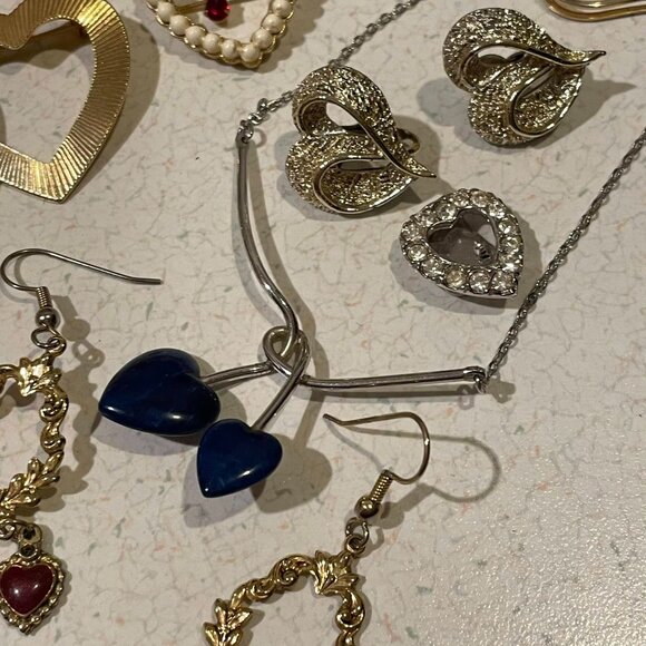 VTG 1950s-Y2K Hodge Podge Hearts & Love Valentine Jewelry Lot - Picture 11 of 16